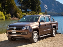 Фото Volkswagen Amarok 4-дв.  №19